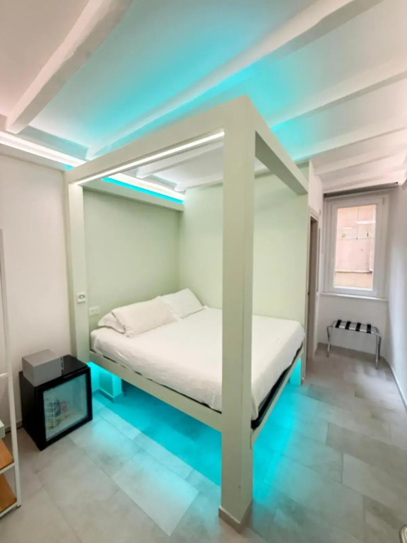 iRooms - Spanish Steps