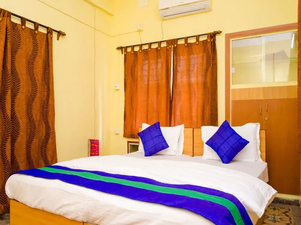 Debs Guest house