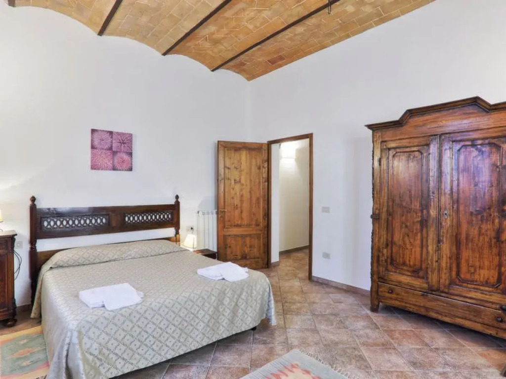 Chiantishire retreat