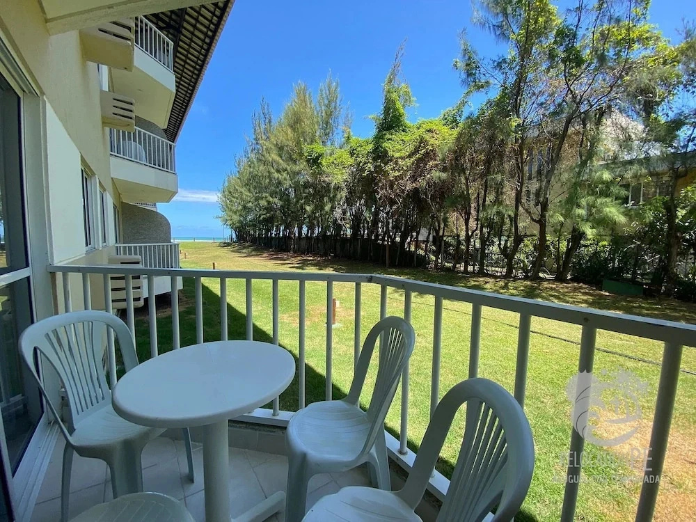 Marupiara Suítes Muro alto Apts 319 e 224