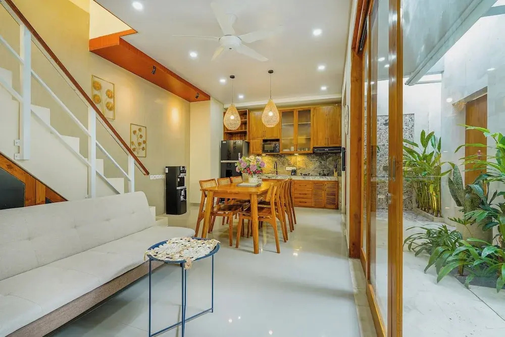 3-bedroom Private pool villa City Sanur