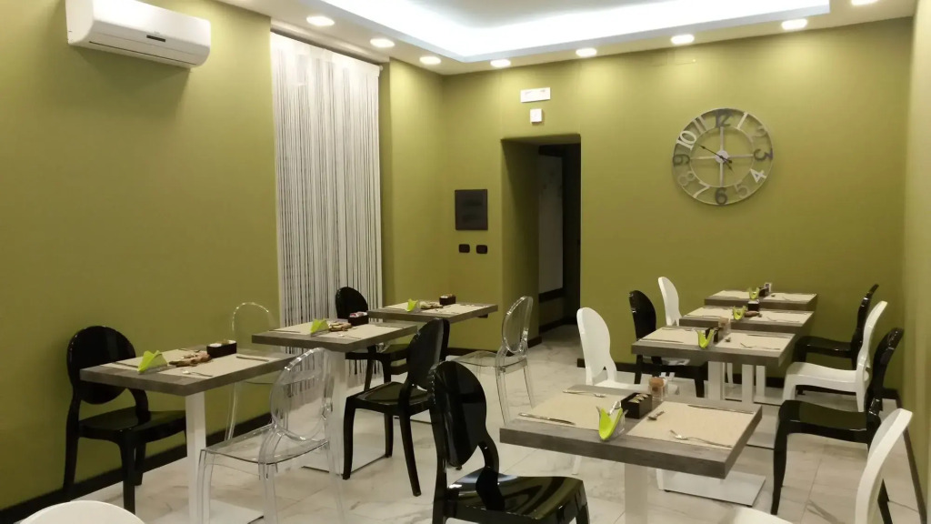 Sweet Central Hotel