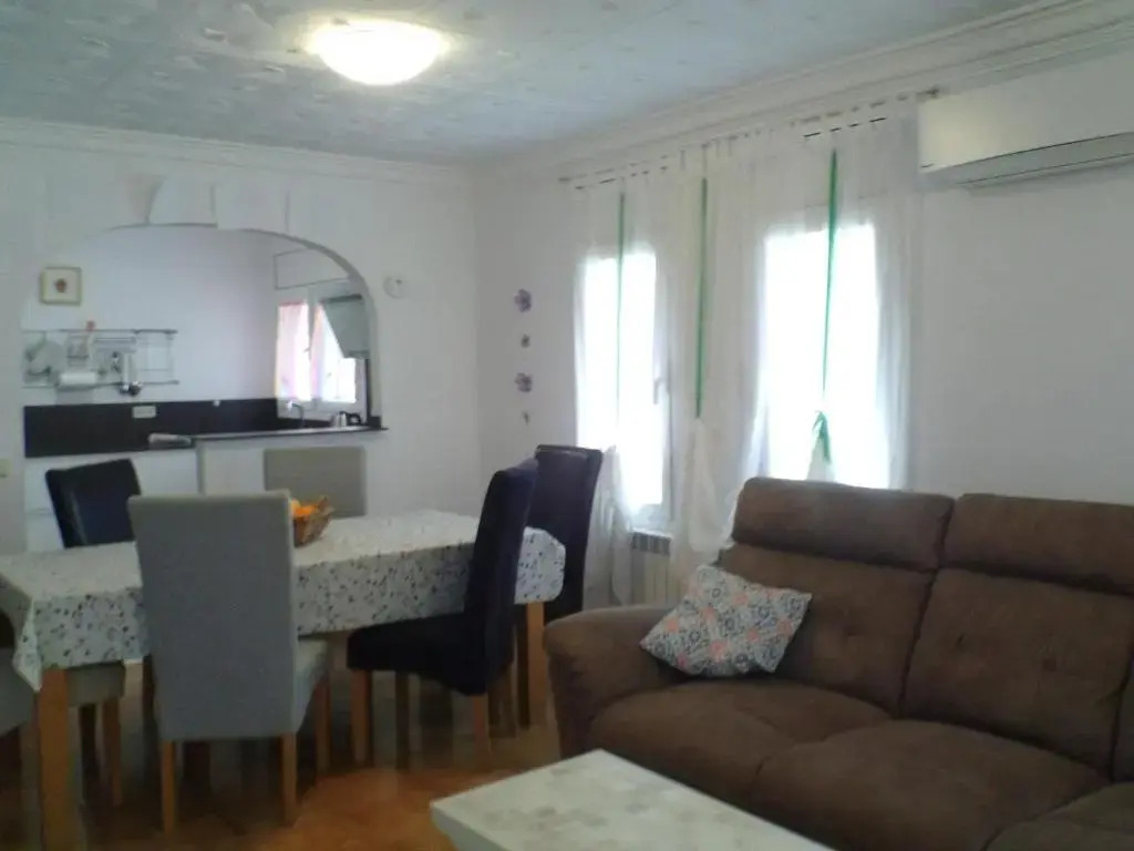 Doree 206