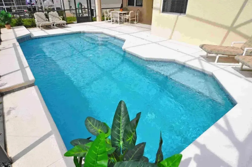 Large 5 bed Villa With Private Pool and Modern Decor - 305