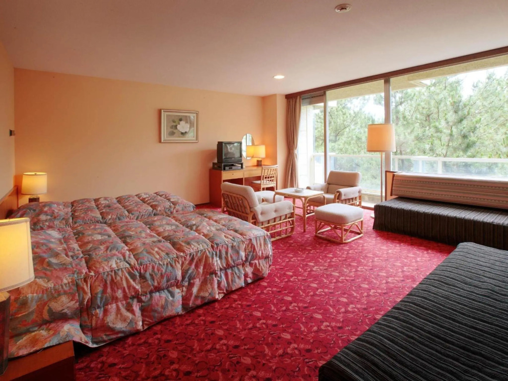 Kamogawa Grand Hotel