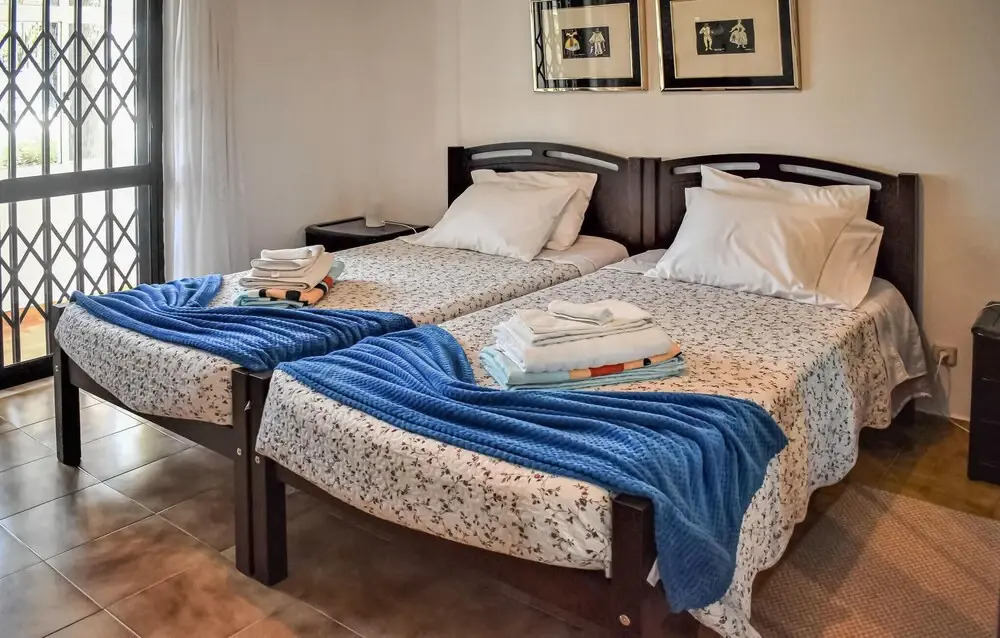 Nice Home in Moncarapacho With Wifi, Private Swimming Pool and Outdoor Swimming Pool
