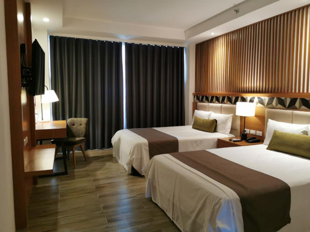 Crown Hotel at Harbour Springs Palawan Managed by Enderun Hotels
