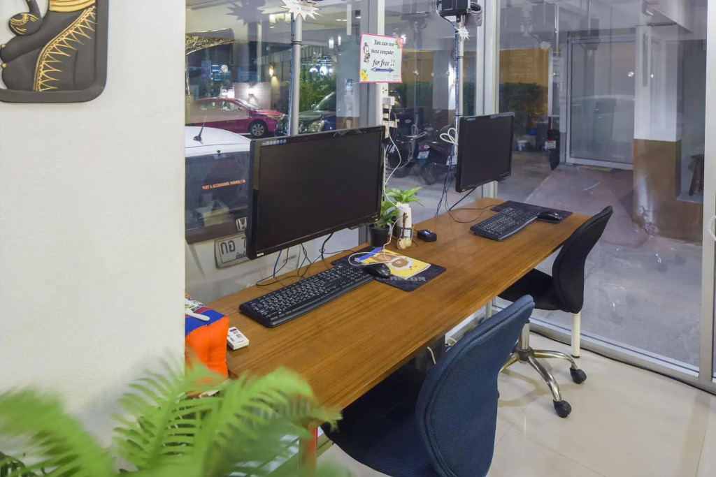 Gems Park Apartment