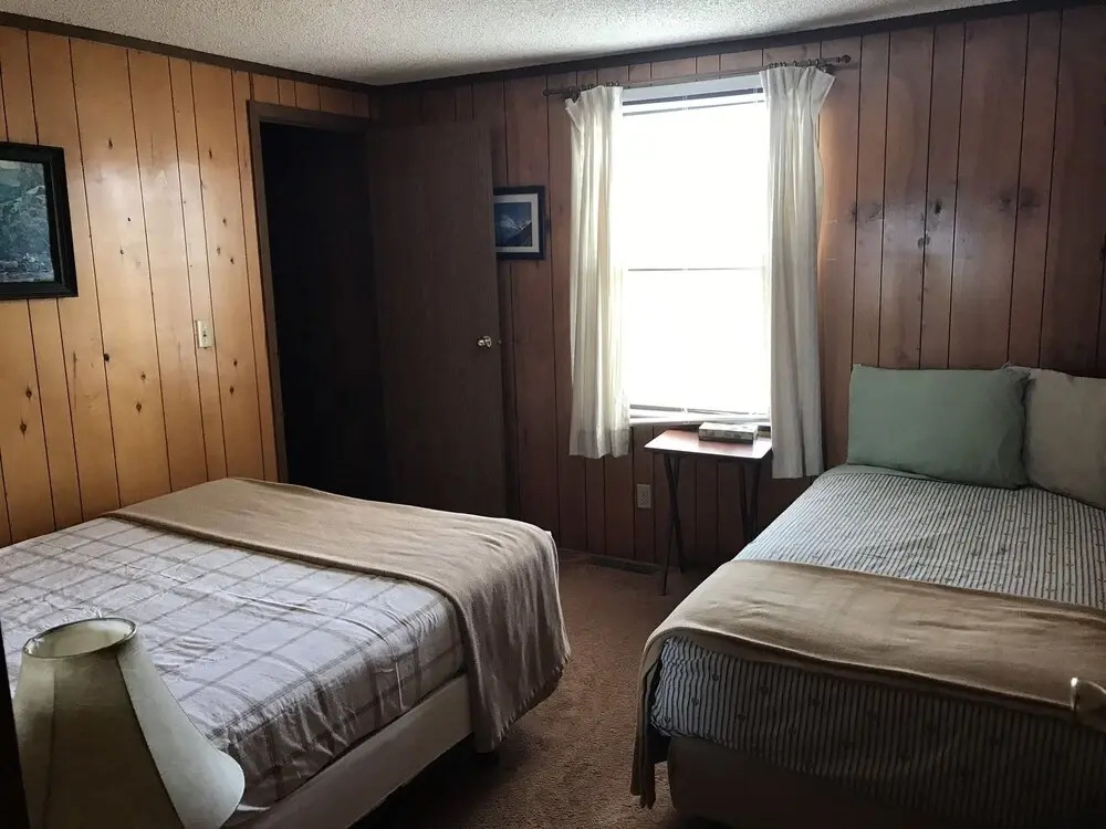 White Eagle Inn