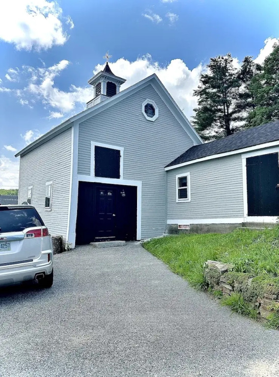2BR Sunshine Town Condo