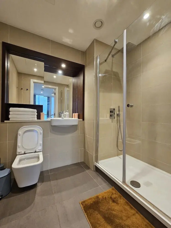 Cozy London Apartment Canary Wharf