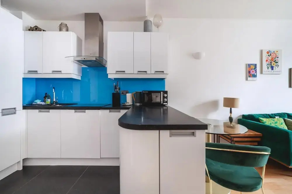 Rotherhithe Riverside Flat