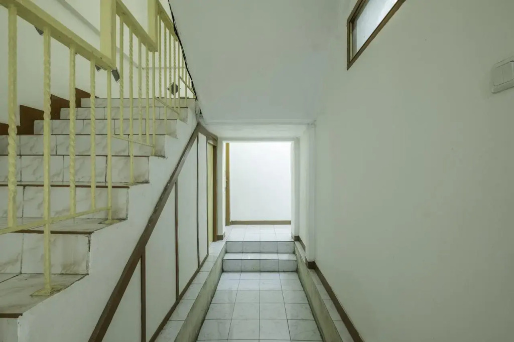 1285 Wisma Marliando