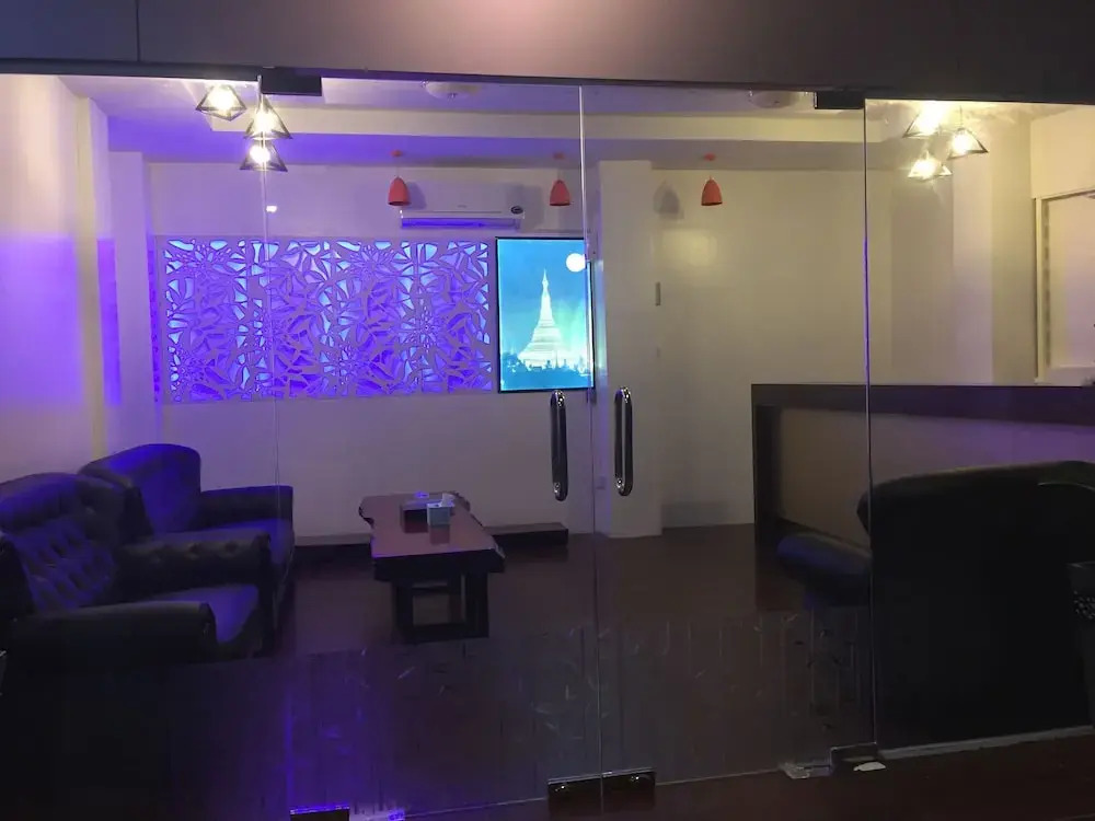 Newton Hotel & Service Apartment