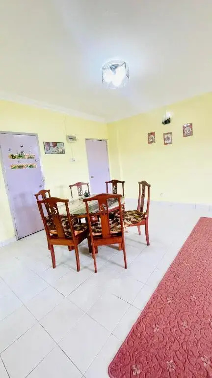 RAYYAN AL HAMD Landed MUSLIM HOMESTAY CAMERON HIGHLANDS
