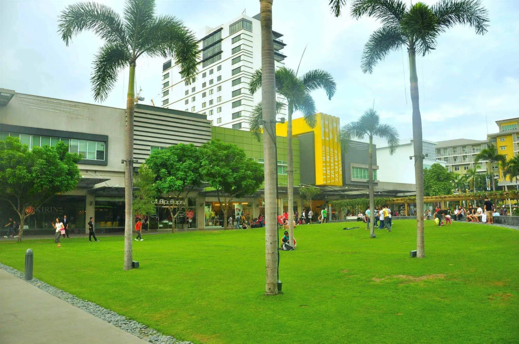 The Fort Budget Hotel- Bonifacio Global City
