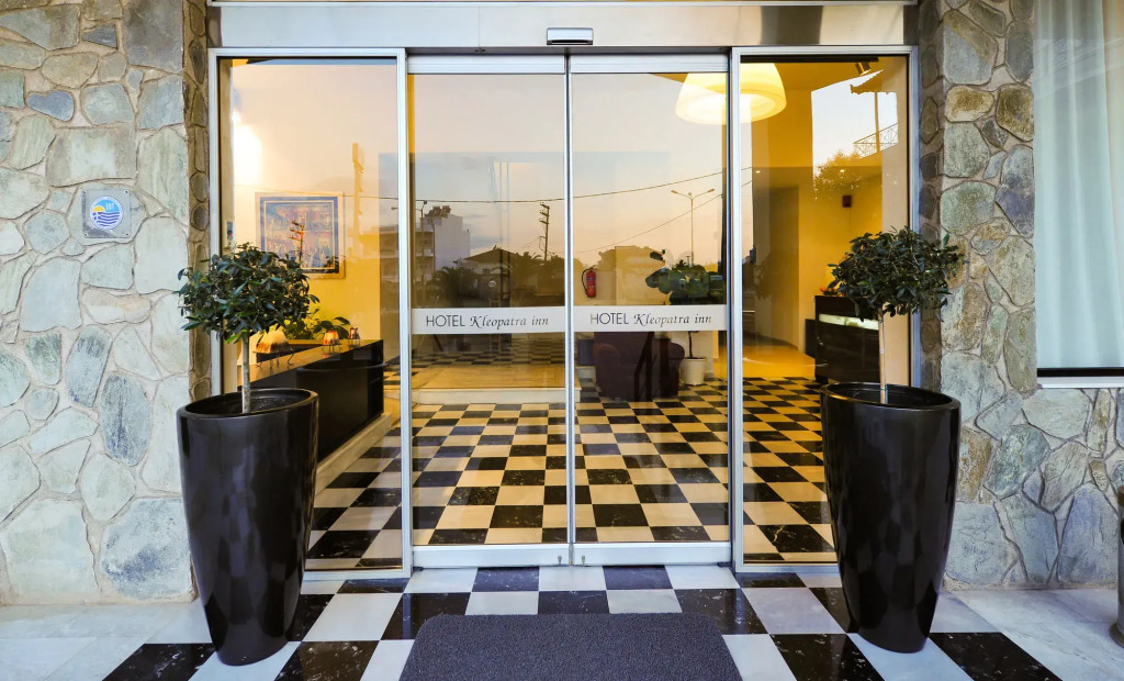 Hotel Kleopatra Inn