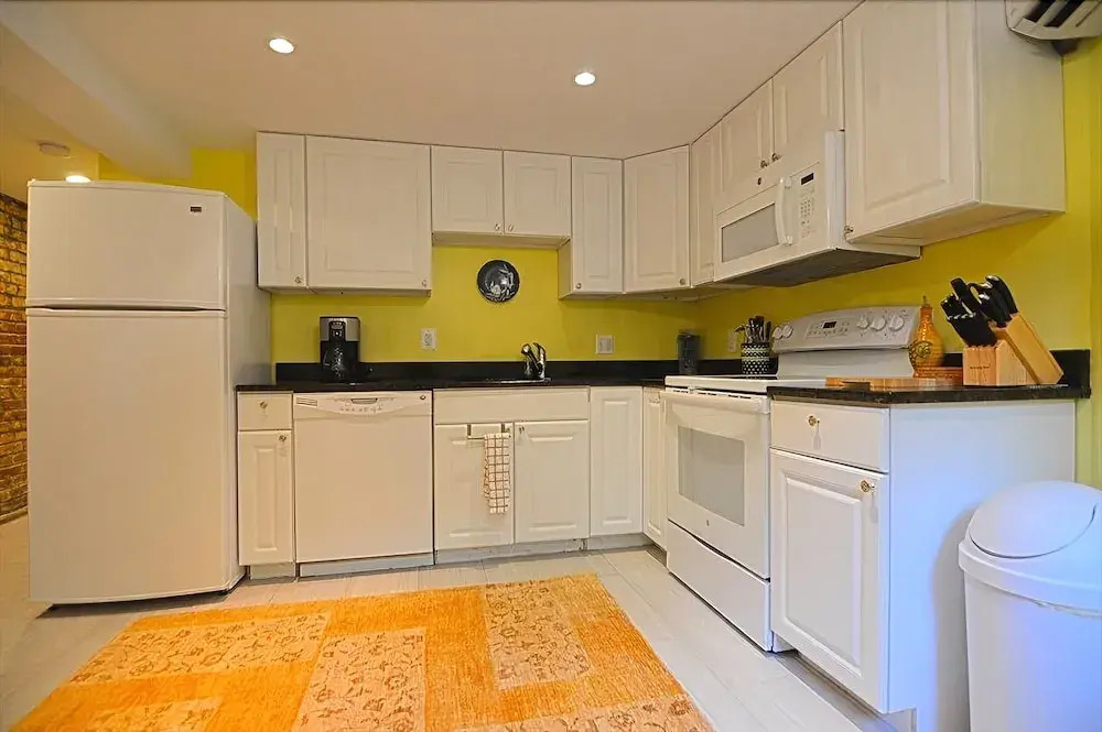 716 Northeast Apartment #1045 - 1 Br Apts