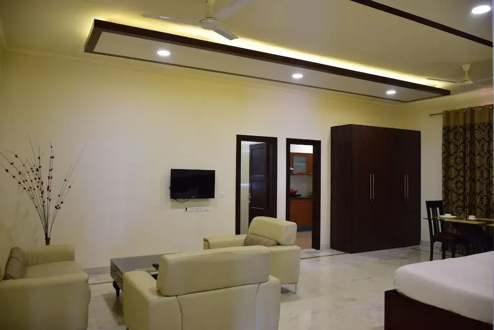 When In Gurgaon - Service Apartments Next to Artemis Hospital