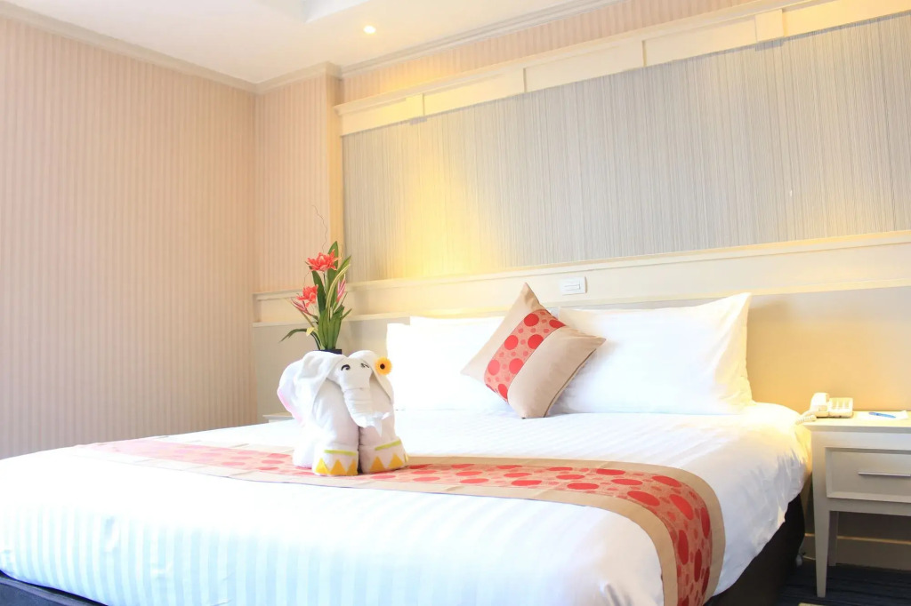 โรงแรมวีวิช V Wish Hotel