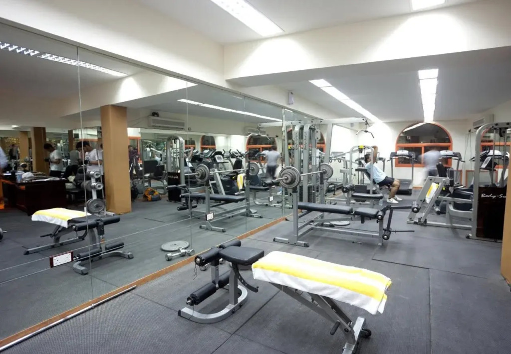 Al Liwan Suites