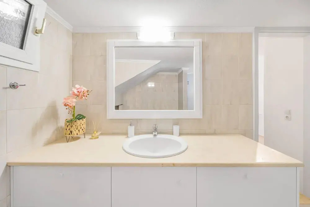 Maela Luxury Suite