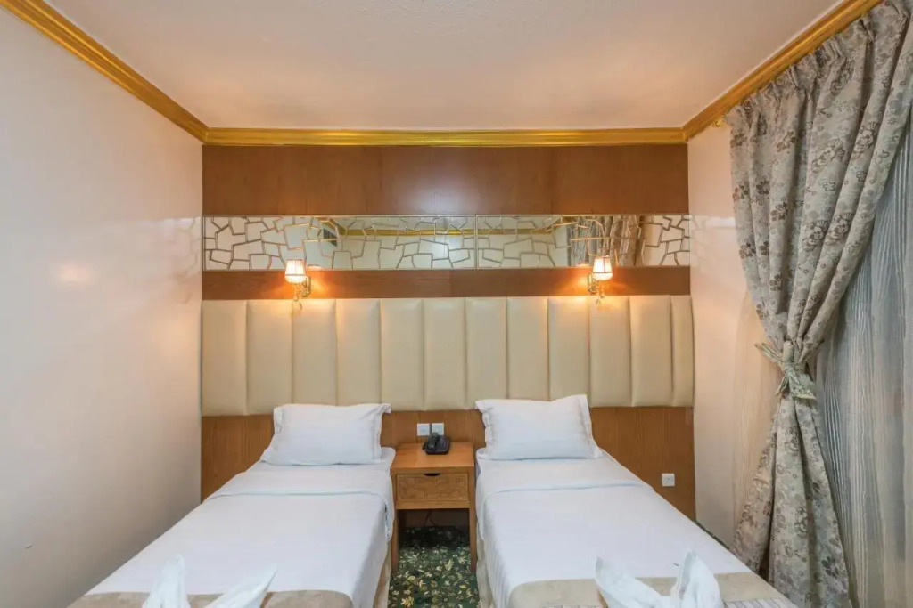 Grand Zowar Hotel - فندق جراند زوار للضيافة السياحي