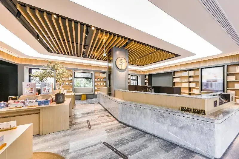 Orange Hotel Shanghai Meilong Wanhui International Plaza