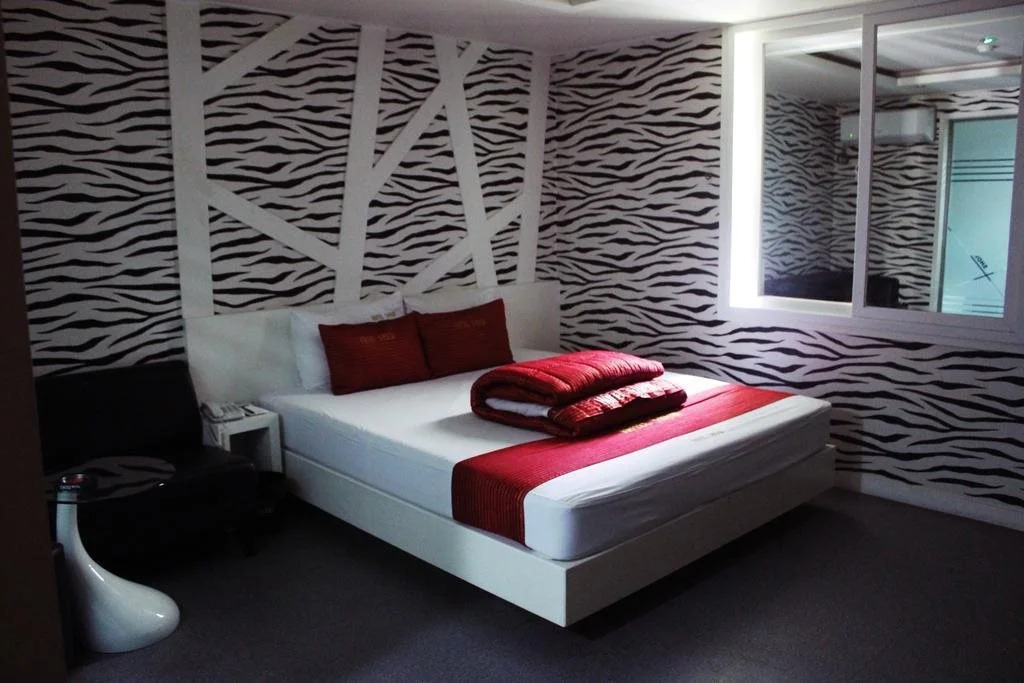 Yangsan Show Hotel