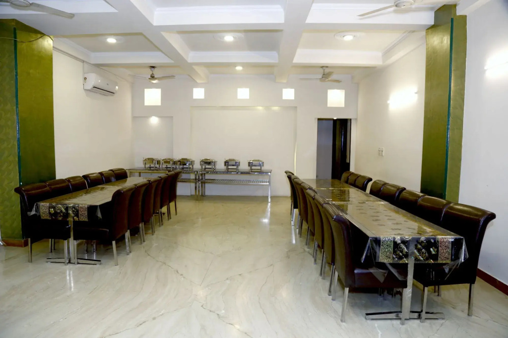 Hotel City Centre Inn Near Nizamuddin Railway Station