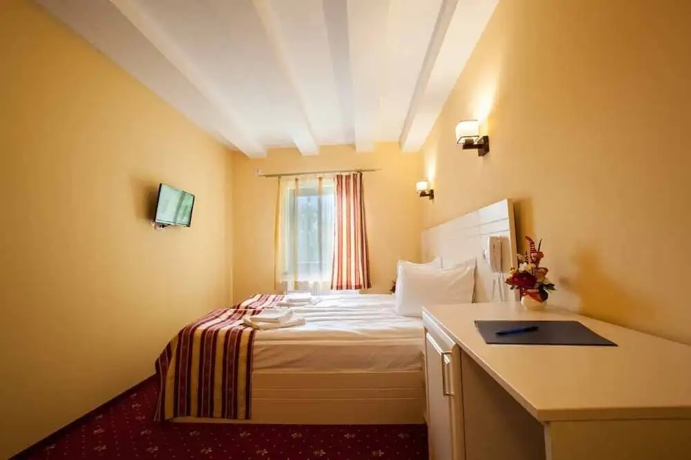 Extravagance Hotel