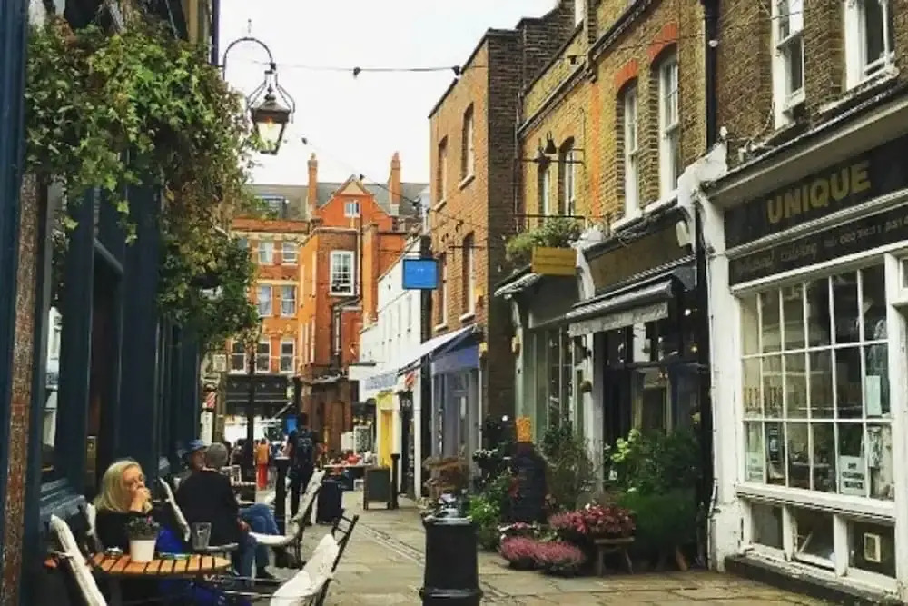 2bed, 2bath Flat Near Hampstead, 5min Walk to Tube