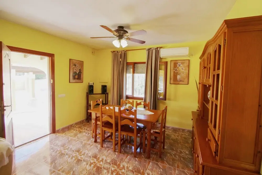 Pineda - modern, well-equipped villa with private pool in Costa Blanca