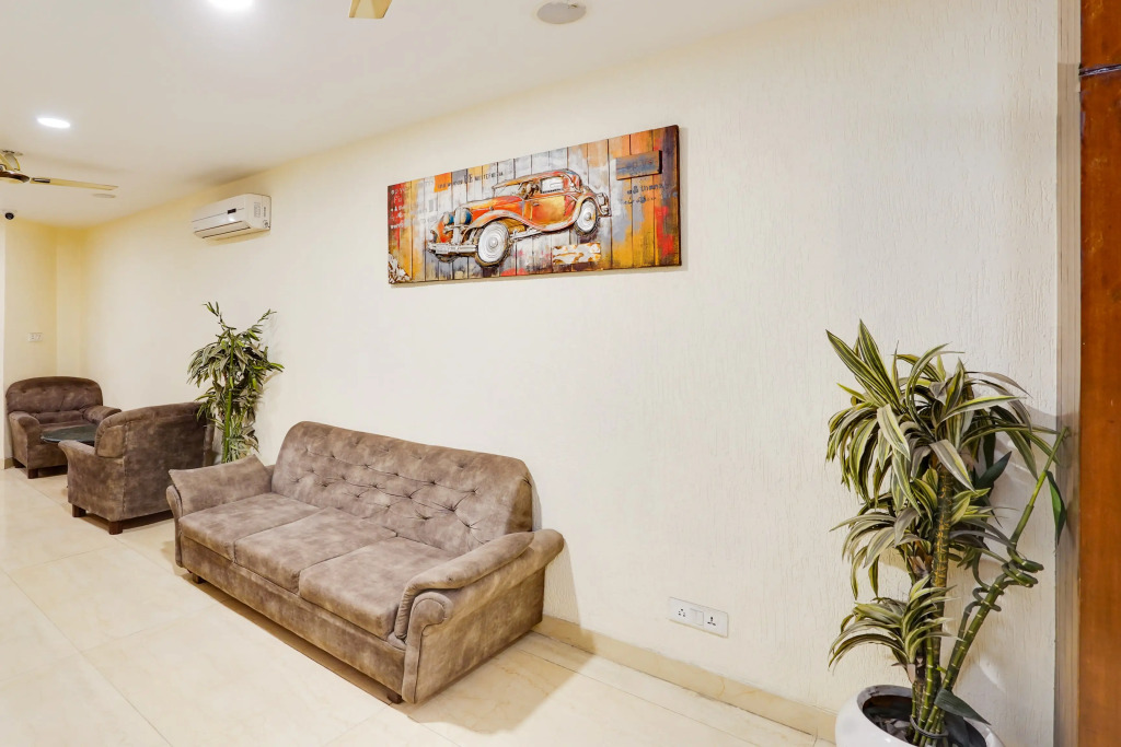 Townhouse Oak Silver City Chowk Formerly HW Residency