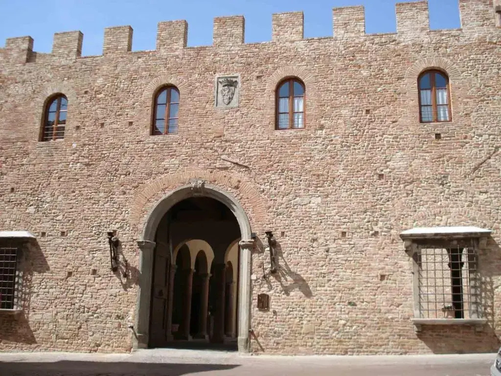 Appartamento In Palazzo Stiozzi Ridolfi