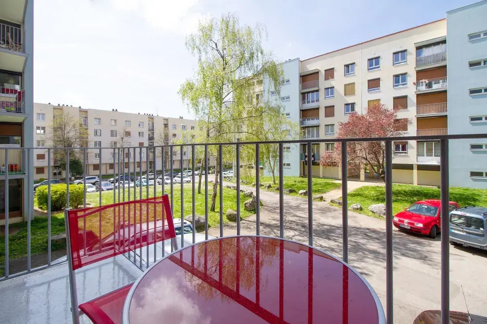 L'Universite  - Cosy & Clean