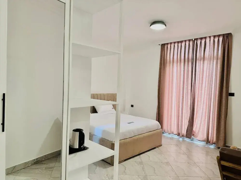 Yohannes Guesthouse Addis