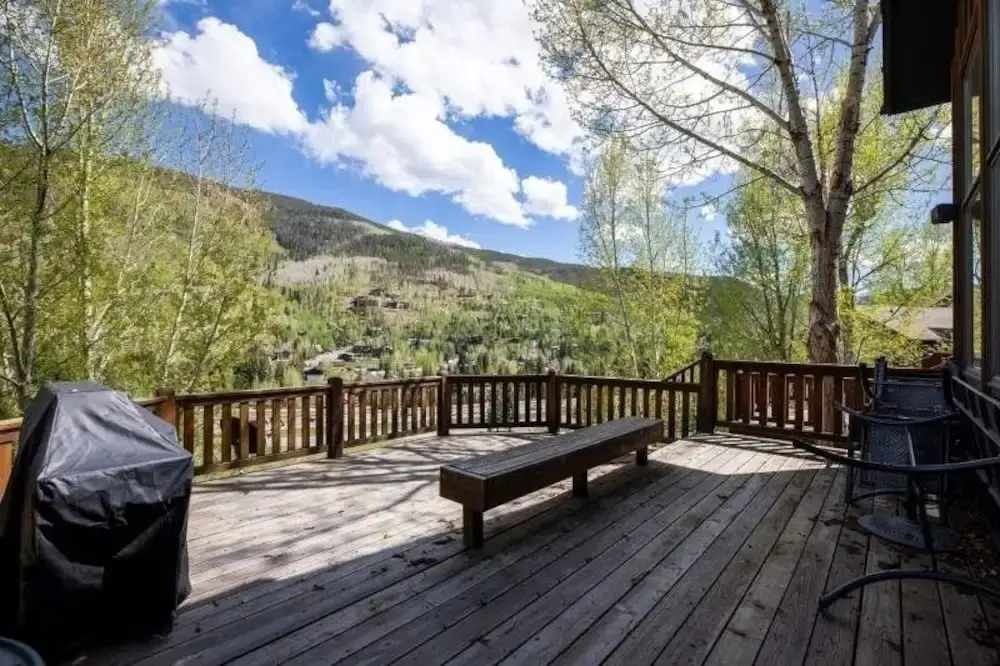 5-Bedroom 4 Bath Home,Sleeps 10, on free Town of Vail Bus Route