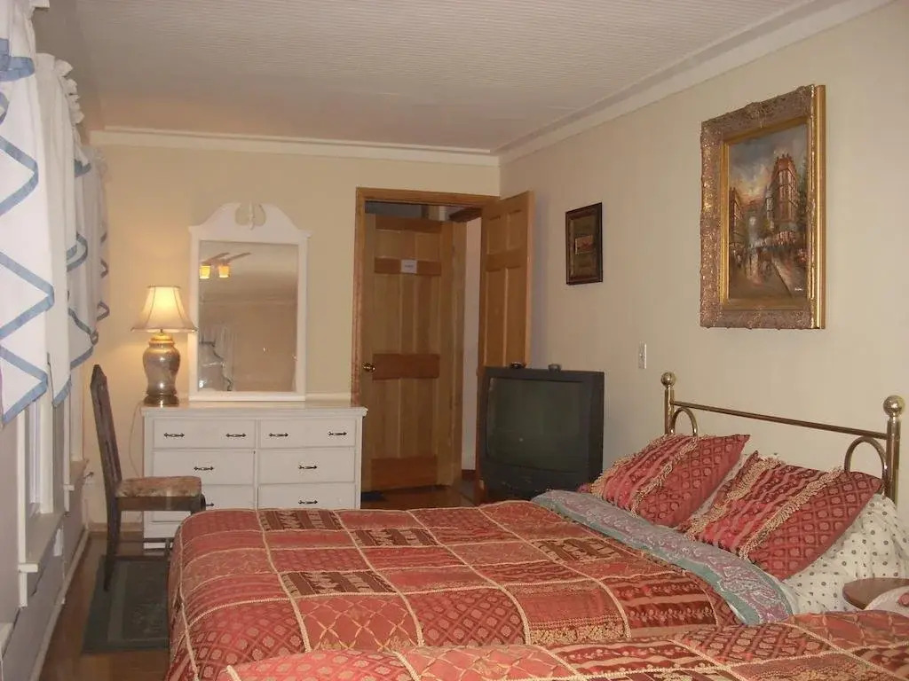 Gateway Lodge