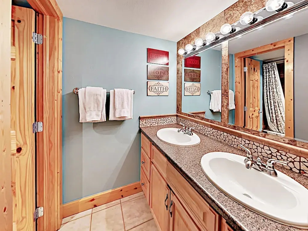 168 Ten Mile Circle Condo Unit 291 2 Bedrooms 1 Bathroom Condo