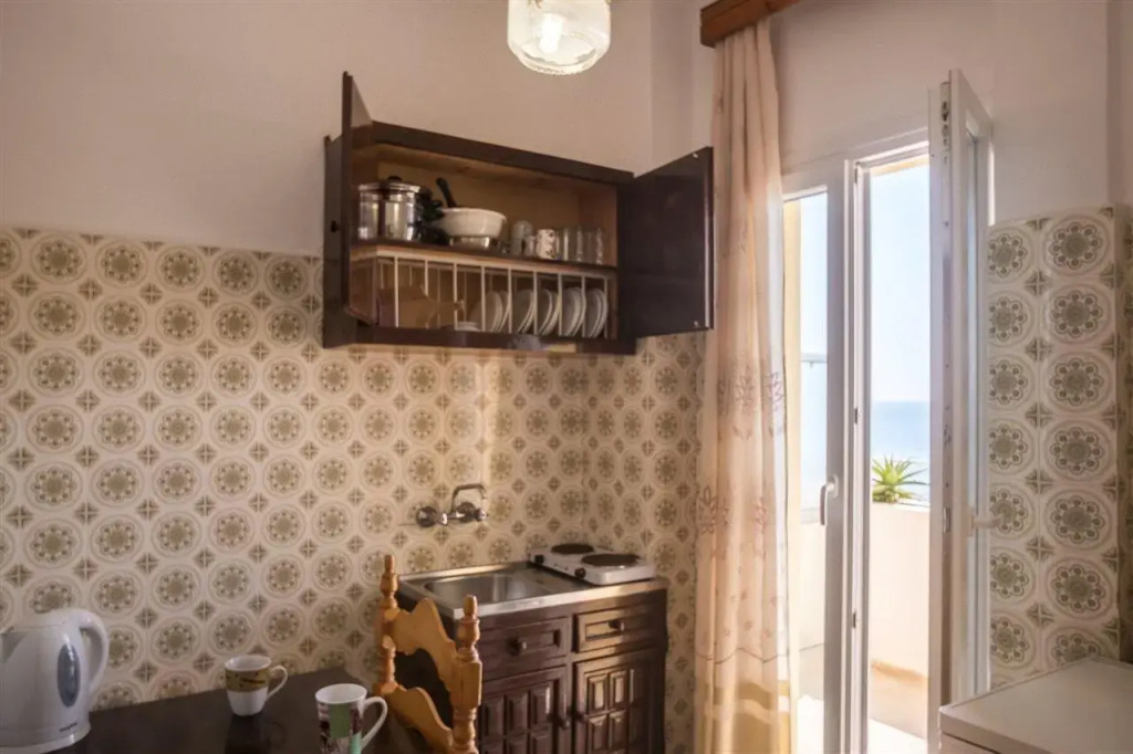 Ananias Hotel