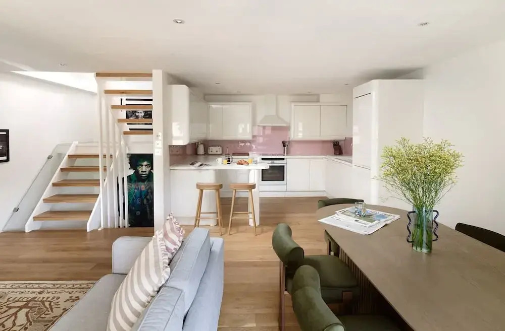 The Iconic Portobello Mews House