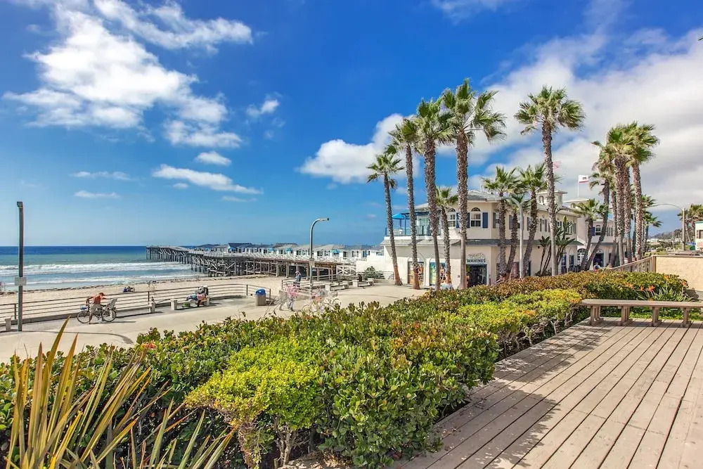 All-suite Pierside W/ Ocean-view Balconies 2 Bedroom Condo