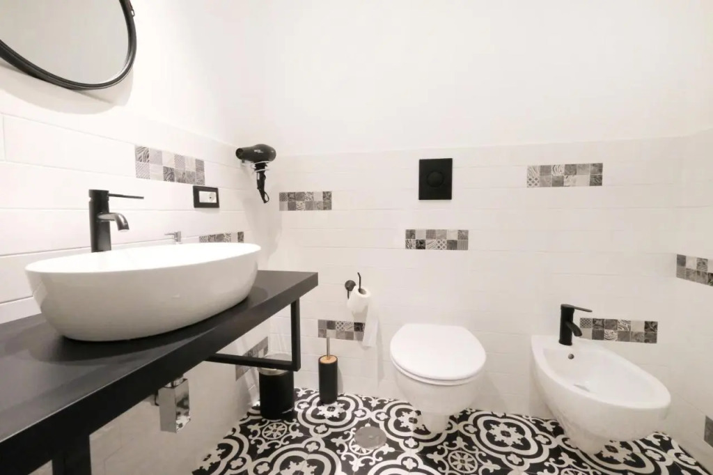 LH51 Rooms