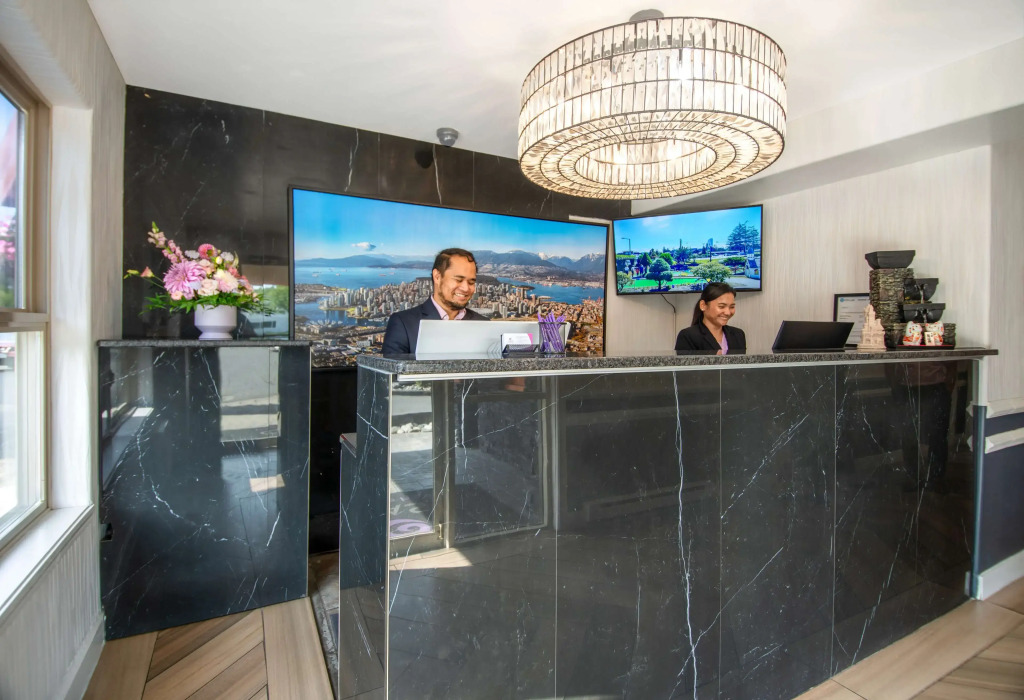 Coast Parksville Hotel