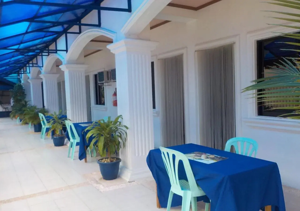 Island Inn
