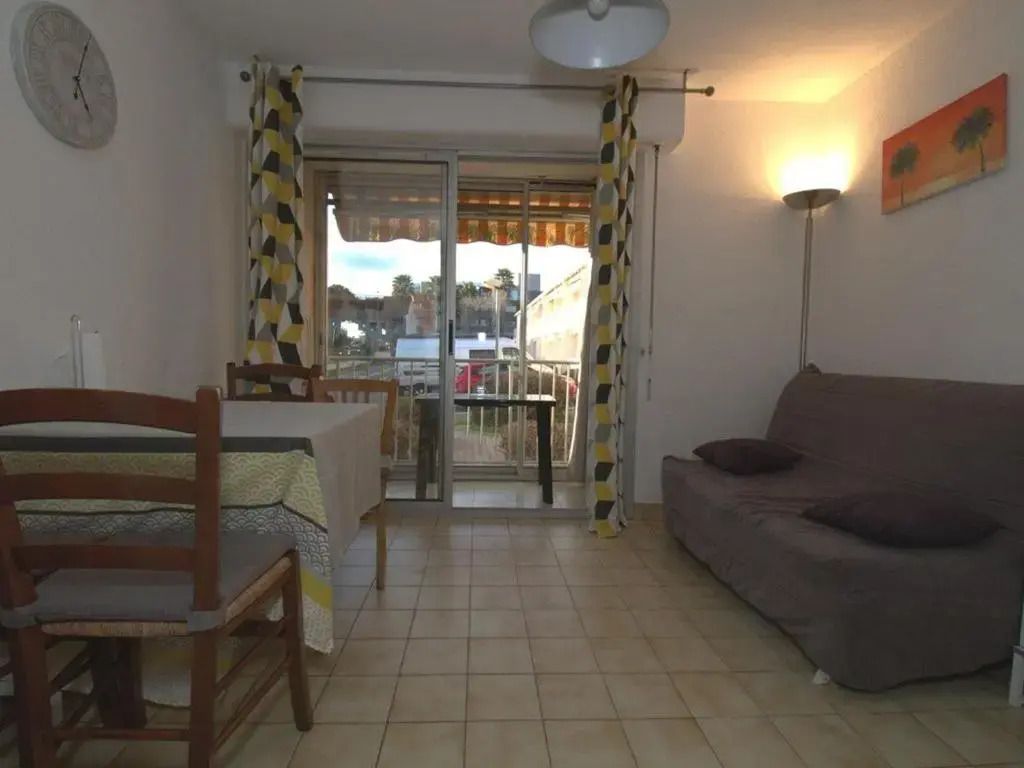 Appartement Balaruc-les-Bains, 2 pièces, 4 personnes - FR-1-553-62