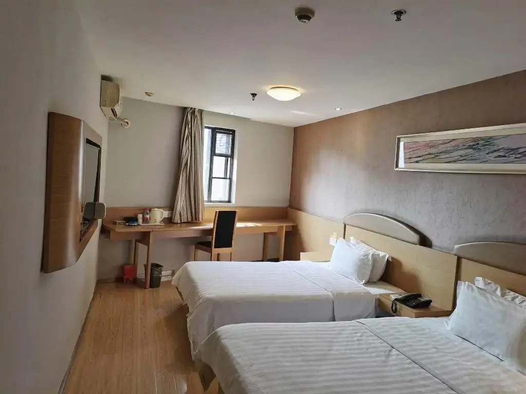 7Days Inn Chain Hotel (Chongqing Shapingba Chongqing University)