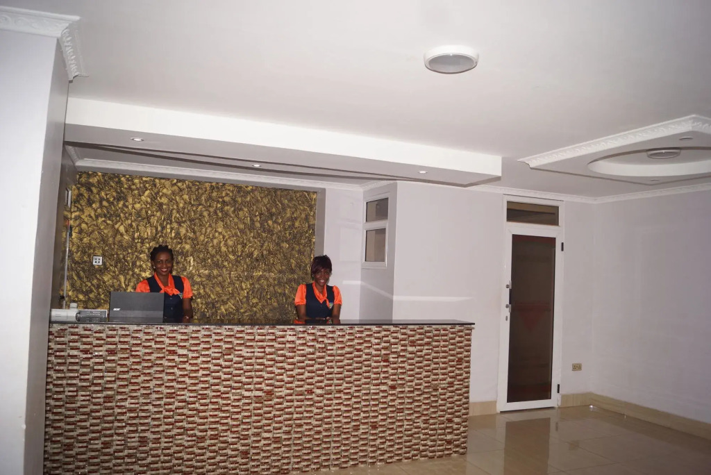 Diamonds Hotel