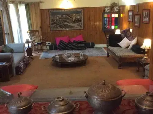 The Cottage Nigeen